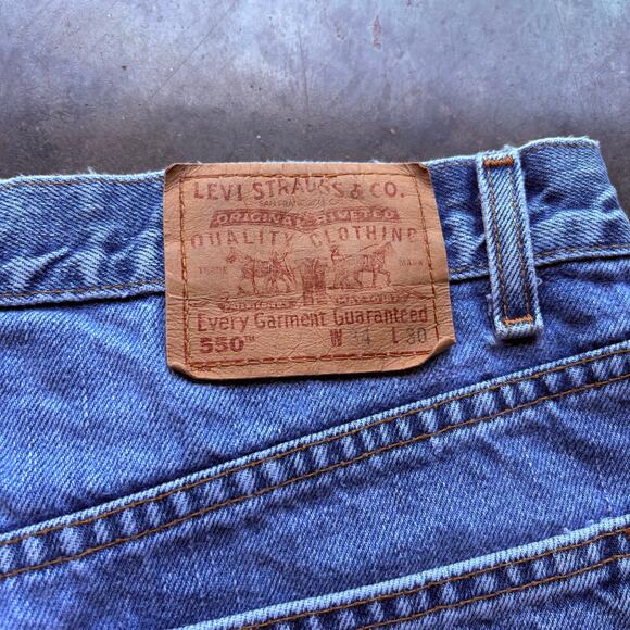 Vintage Y2K Levis‎ Cut off Jorts - Picture 6 of 6